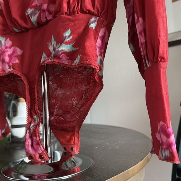 NWOT Free People Undercover Bodysuit XS Floral Thong Off Shoulder Long Sleeve - Picture 9 of 13